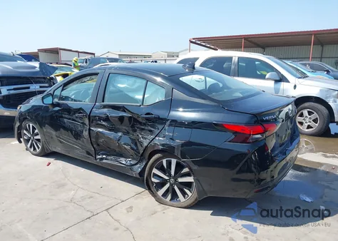 2021 Nissan Versa Sr Xtronic Cvt z USA, uszkodzony, nr VIN 3N1CN8FV6ML920422